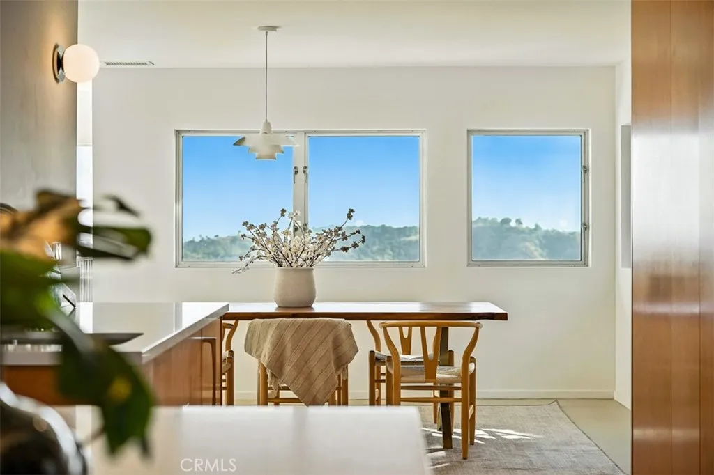 854 W Avenue 37, Los Angeles, California 90065 home-pic-24